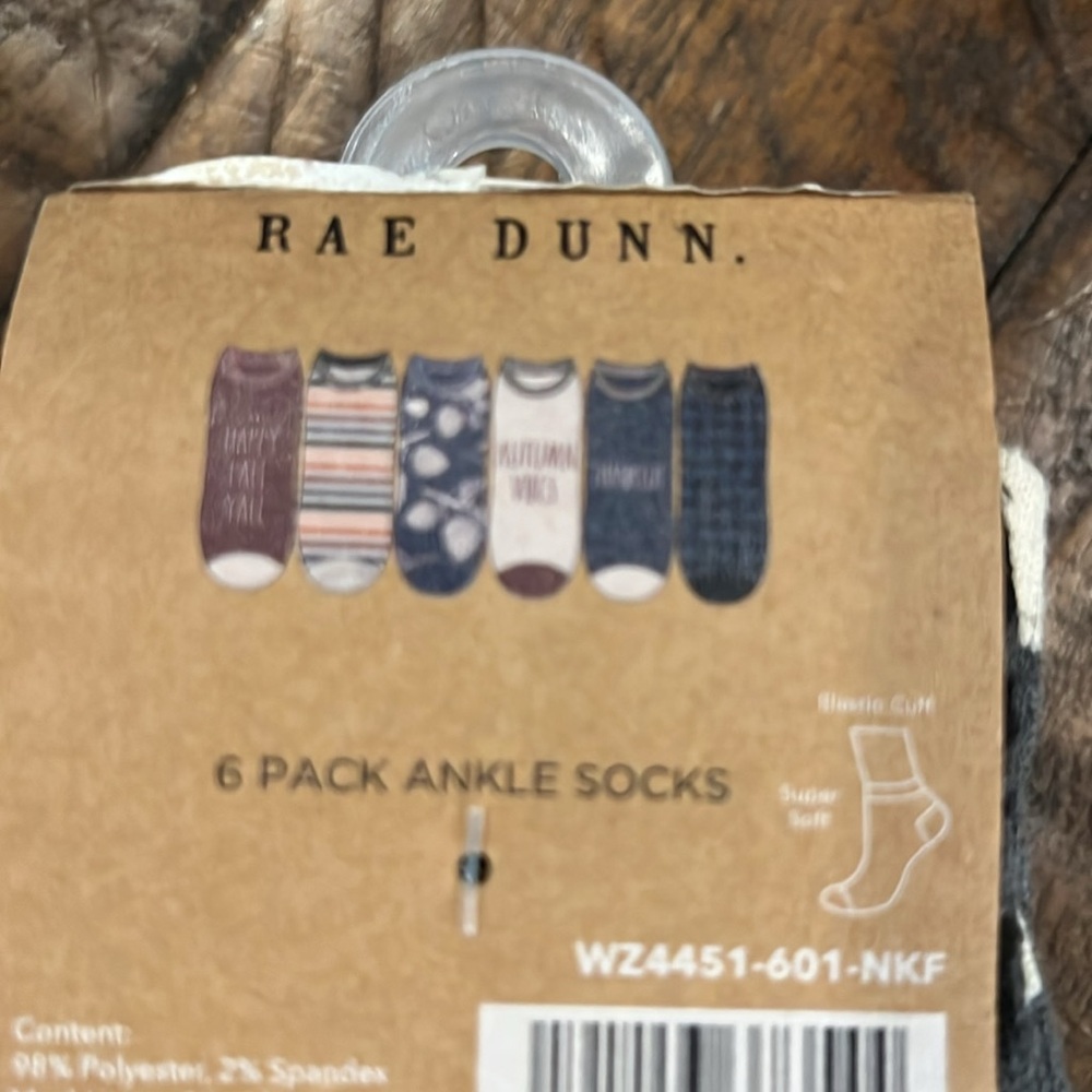 Happy Fall Y'all Rae Dunn Socks - Picture 4 of 4